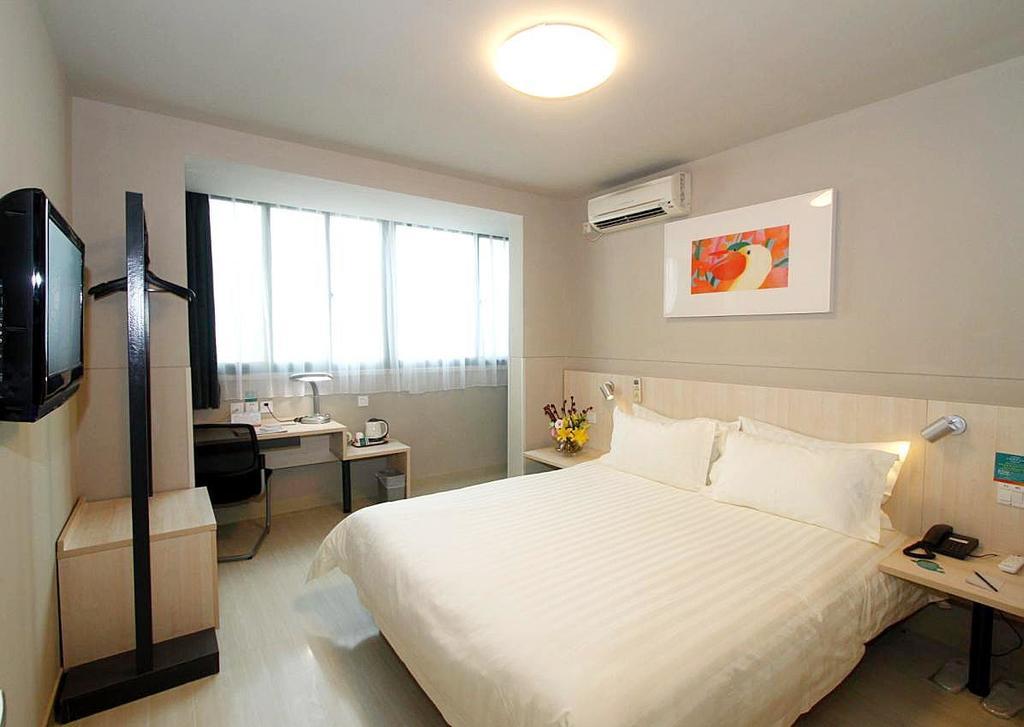 Jinjiang Inn - Jiangyin Chengjiang Middle Road Стая снимка